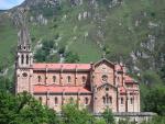 Principado y Cabildo de Covadonga colaboran para restaurar doce pinturas