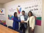 Cajasur y la Asociación Centro Comercial Abierto Viñuela firman un convenio de colaboración