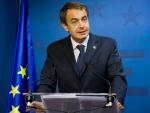 Zapatero trata con González, Delors y Solbes como saldrá la UE de la crisis