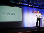 Google presenta el Nexus One, su primer teléfono móvil