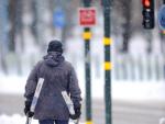 Cierre de aeropuertos y problemas de tráfico por el frío polar en Europa