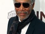 Morgan Freeman abandona España pilotando su avión privado