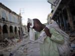 Haití dice que podría haber 200.000 muertos; aumenta la tensión