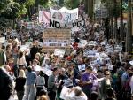 Miles de personas se manifiestan en la capital tinerfeña contra el PGOU