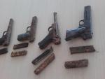Personal de Guarderío Forestal encuentra cuatro pistolas de la Guerra Civil en el río Bidasoa
