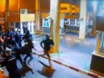 Marruecos frena varios saltos a la valla de Ceuta en la primera noche con todos los antidisturbios en alerta