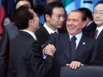 La oposición italiana presenta una moción de censura contra el Gobierno de Berlusconi