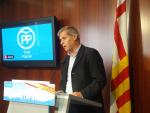 Alberto Fernández (PP) pedirá a Colau que el Ayuntamiento no participe en el referéndum