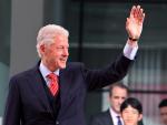 Bill Clinton afirma que trabaja más duro que nunca para ayudar a los pobres