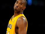 100-112. Bryant y Gasol a ritmo de triple y doble-doble dan triunfo a Lakers