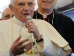 El Papa convoca al colegio cardenalicio para tratar los casos de pederastia