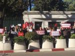 El personal de la Embajada española en Argentina desconvoca provisionalmente su huelga a la espera de la negociación