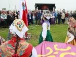 Cultura, tradiciones y folclore llenan La Magdalena por el Día Infantil de Cantabria