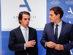Rivera defiende ante Aznar que "el futuro pasa por nuevas políticas" como el liberalismo y por "nuevos políticos"