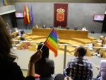El Parlamento de Navarra aprueba una ley de igualdad del colectivo LGTBI+