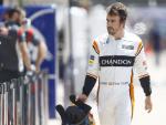 Fernando Alonso: "Tras otro abandono vamos a Bakú con más determinación"