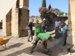 La Junta visita la excavación arqueológica que se realiza en el yacimiento de Madinat al-Zahra