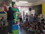Los alumnos de Infantil del colegio Marina Escobar recrean los monumentos de Valladolid con Puente como su alcalde