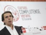 Aznar pide a Rajoy aplicar la ley "con normalidad" ante el referéndum y liderar una alternativa al independentismo