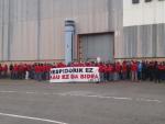Trabajadores de Edesa Industrial y Geyser muestran su rechazo a los despidos y piden la implicación de las instituciones