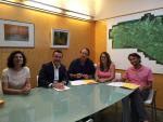 Una quincena de empresas de alquiler de vehículos de Menorca firman el código de buenas prácticas de Consumo del Govern