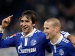 Raúl logra los tres goles del Schalke 04 ante el Colonia