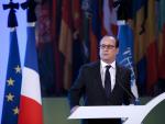 French President Francois Hollande delivers a spee