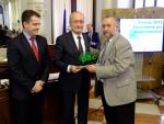 El Ayuntamiento de Málaga aspira a ser la primera administración pública en conseguir el Sello de Oro de Aeval