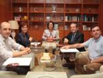 Dos historiadores y la exministra Carmen Calvo se unen a Mayor Zaragoza en la comisión de la Mezquita