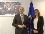 Susana Díaz se reúne este viernes en Sevilla con el comisario europeo de Asuntos Económicos, Pierre Moscovici