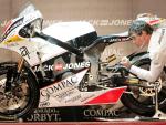 Antonio Banderas, estrella rutilante en la presentación del equipo de Moto 2 Jack and Jones
