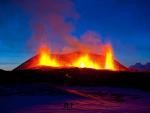 Las cenizas de volcán islandés perturban el tráfico aéreo en el Reino Unido