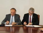 Las Universidades de Oviedo y Autónoma de Chile firman un acuerdo en materia de investigación e intercambios