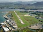 El aeropuerto Seve Ballesteros cierra abril con un incremento de pasajeros del 26%