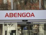(Amp.) Abengoa gana 5.561 millones a marzo, frente a pérdidas de un año antes, por su reestructuración