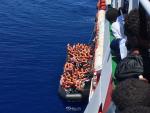 Más de 1.500 migrantes y refugiados han muerto este año en el Mediterráneo, según la OIM