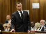 El atleta Oscar Pistorius, condenado a 5 años por matar a su novia