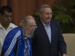 Raúl Castro anuncia la jubilación de la "dirección histórica" del PCC en los próximos cinco años