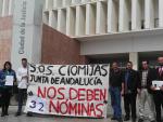 Trabajadores del CIOMijas presentan una querella contra cinco responsables de la Junta