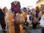 Las Carantoñas de Acehúche y el Carnaval hurdano, en el desfile del Festival de la Máscara Ibérica de Lisboa