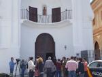 Atacan con un cóctel molotov la imagen de la Virgen de los Desamparados de Vélez-Málaga