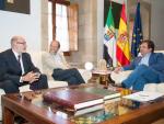 Fernández Vara recibe al Fundador y director del Instituto Elijah para el Diálogo Interreligioso