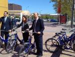 Unos 65.000 vecinos usuarios del abono transporte podrán utilizar con sus tarjetas las bicicletas de alquiler