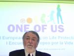 Mayor Oreja advierte del "intento de reemplazar los valores cristianos" en España con la ideología de género