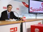 López Aguilar (PSOE) dice que "saludará" una victoria de Syriza el domingo
