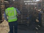 Investigado un vecino de Vícar por el hurto de palés de una empresa hortofrutícula