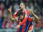 Lewandowski y Ribery evitan el revés del Bayern ante el Dortmund