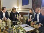 La familia de la saharaui Maloma pide una reunión con Margallo y que facilite su vuelta a España