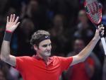 Roger Federer deja en bandeja el título a Djokovic por lesión