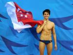 El singaporense Schooling da la sorpresa y deja sin oro a Michael Phelps en los 100 mariposa